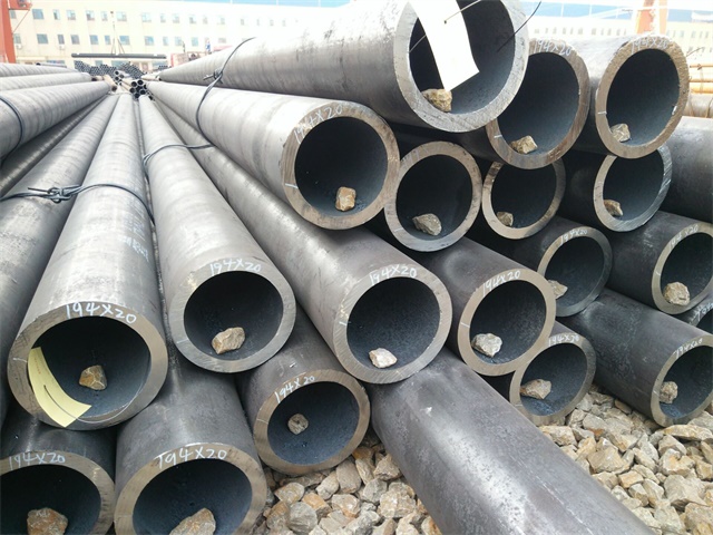 呼兰12Cr1MovG合金无缝钢管